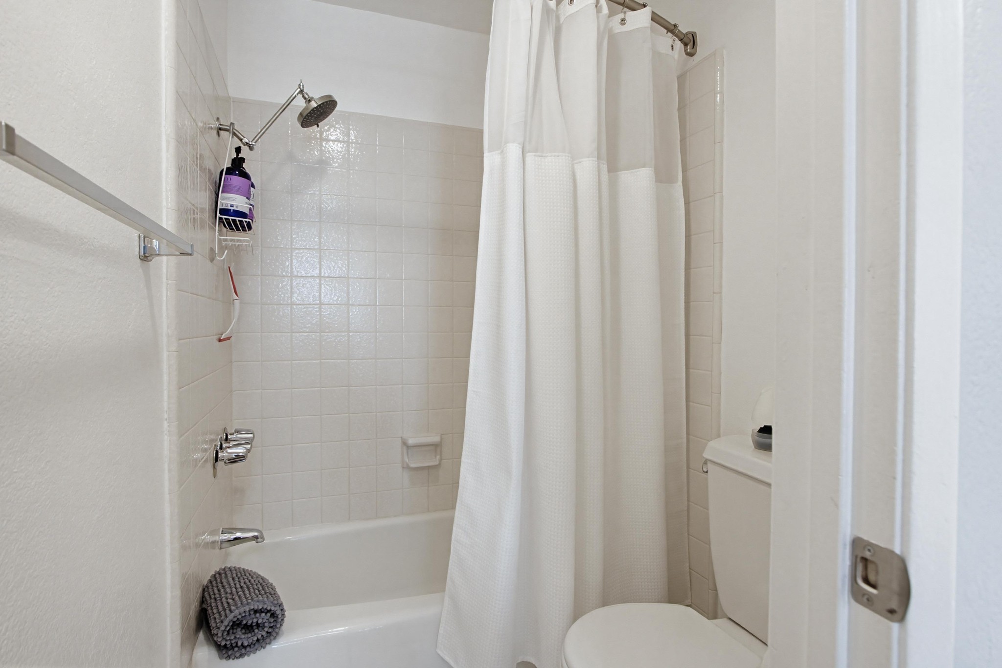 Virtual tour photo 16 of 28 for 999 N Pacific St
