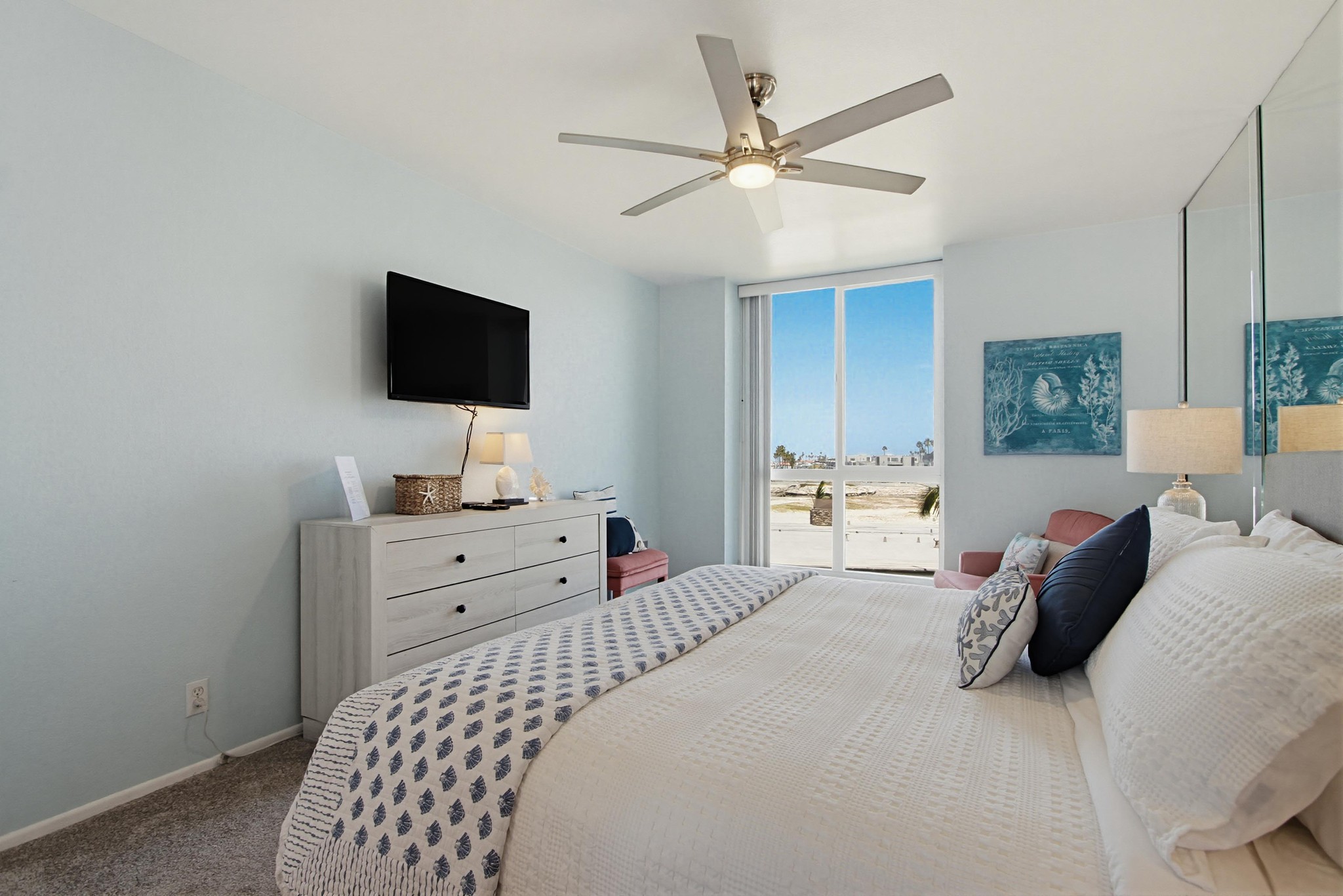 Virtual tour photo 18 of 28 for 999 N Pacific St
