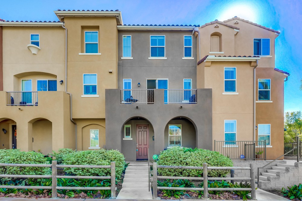 Virtual tour photo 4 of 32 for Aquamarine Rd