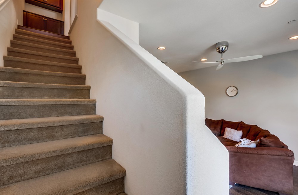 Virtual tour photo 16 of 32 for Aquamarine Rd