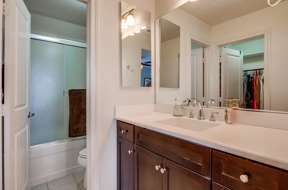 Virtual tour photo 19 of 32 for Aquamarine Rd