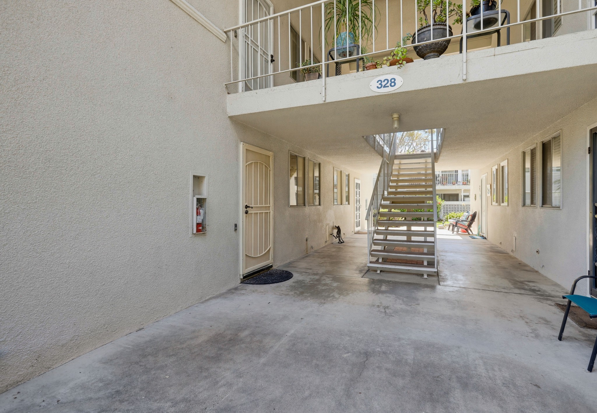 Virtual tour photo 7 of 46 for B325