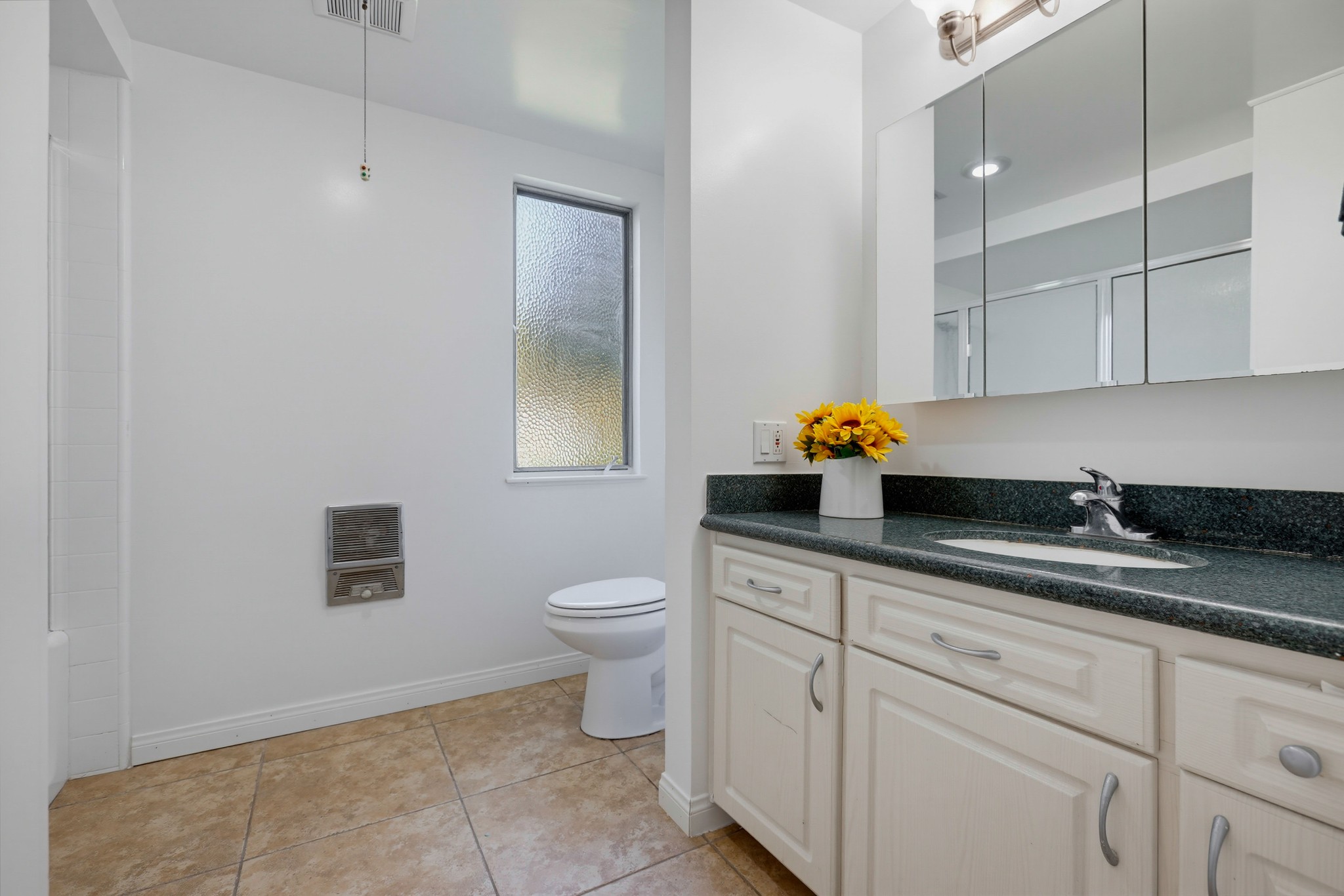 Virtual tour photo 39 of 46 for B325