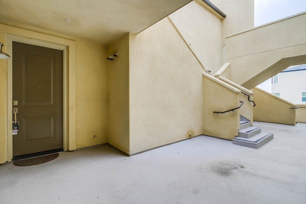 Virtual tour photo 8 of 58 for Beach Grass Ln