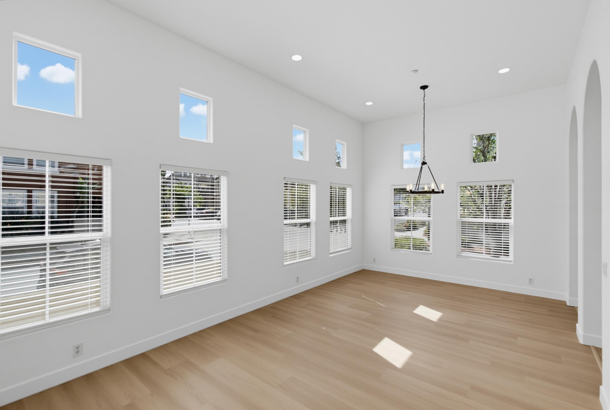 Virtual tour photo 10 of 67 for Bellarado HOA