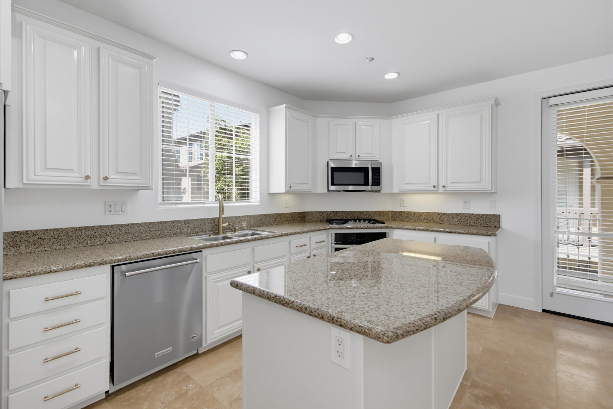 Virtual tour photo 22 of 67 for Bellarado HOA