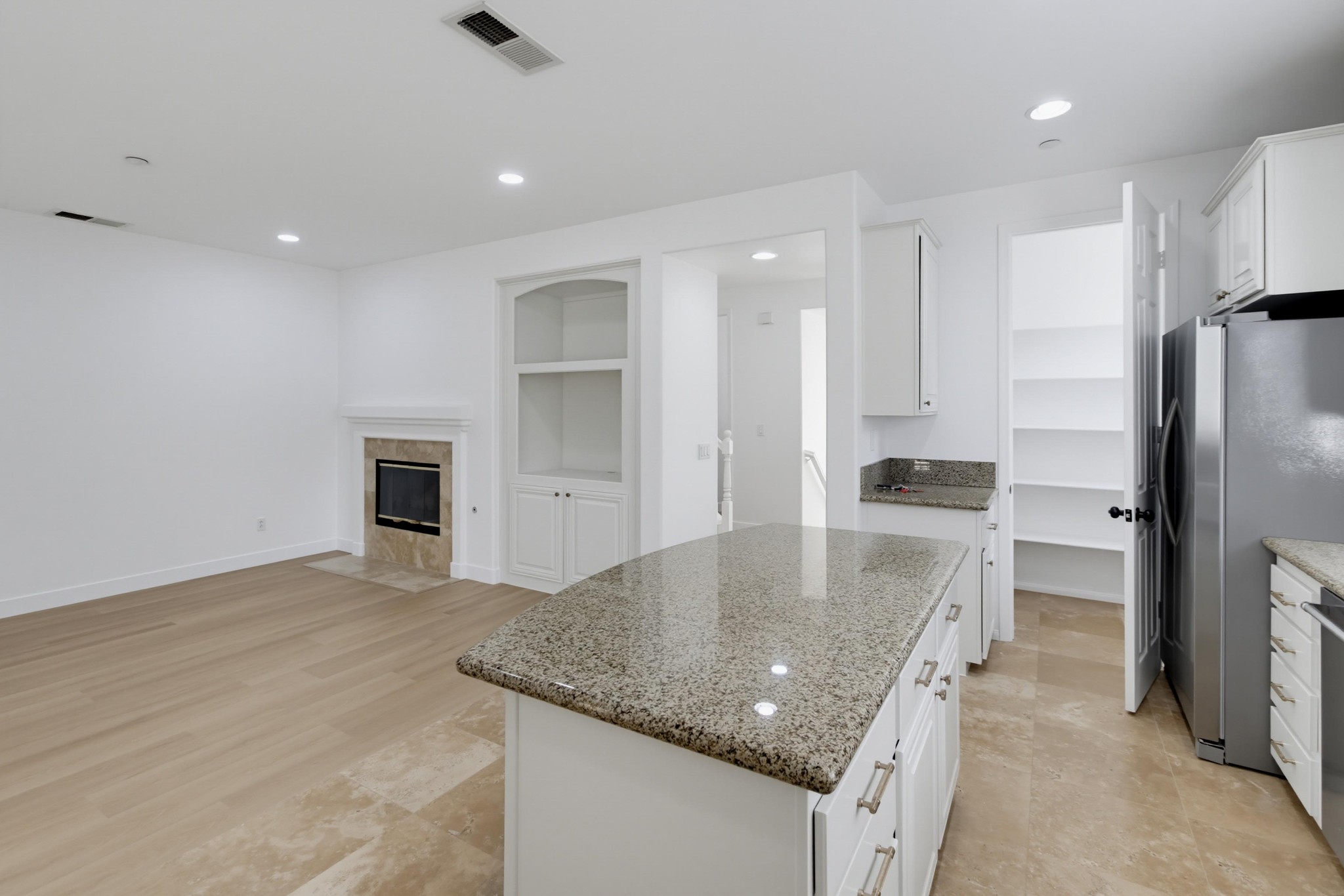 Virtual tour photo 23 of 67 for Bellarado HOA