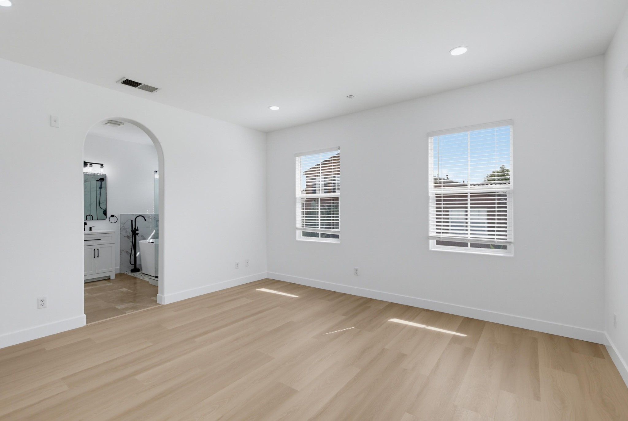 Virtual tour photo 34 of 67 for Bellarado HOA