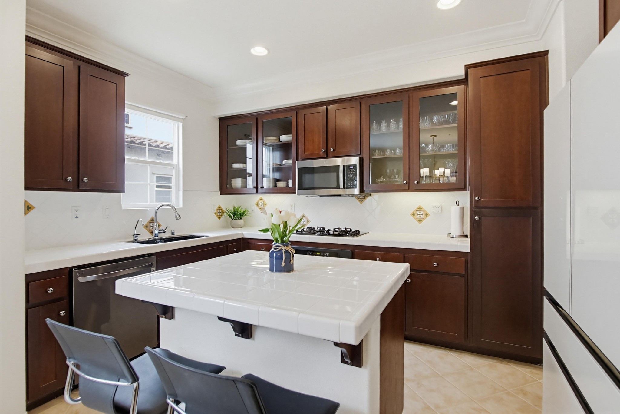 Virtual tour photo 12 of 37 for Building 25