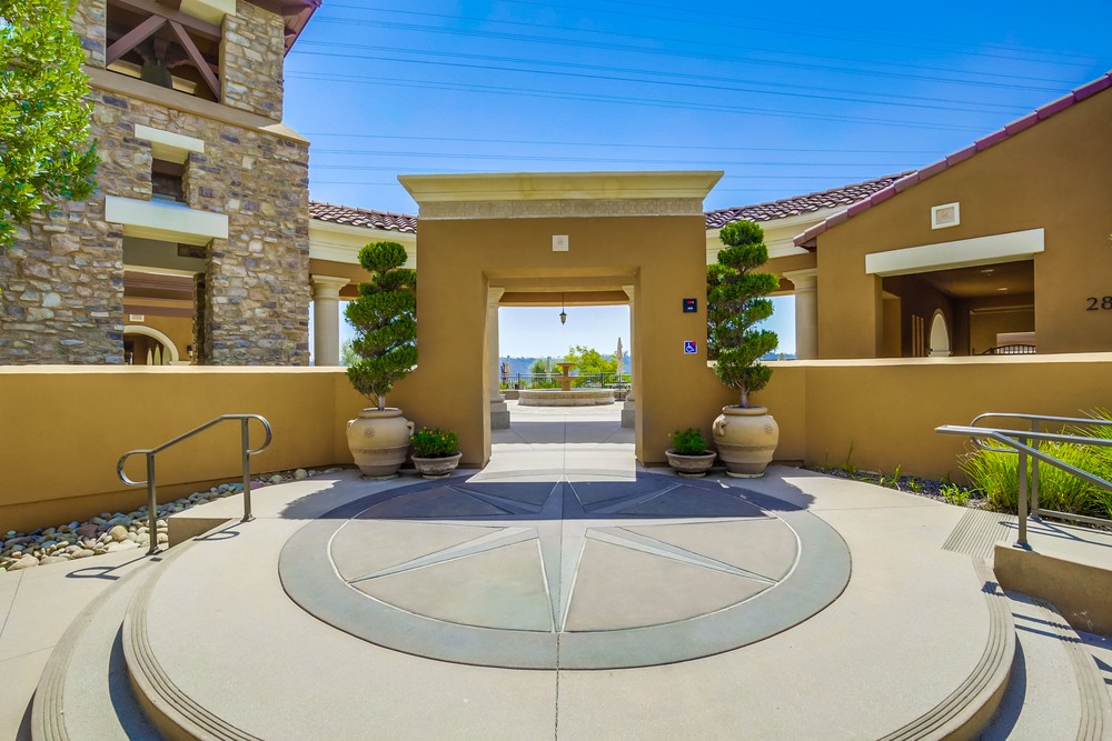 Virtual tour photo 1 of 32 for Escala Way