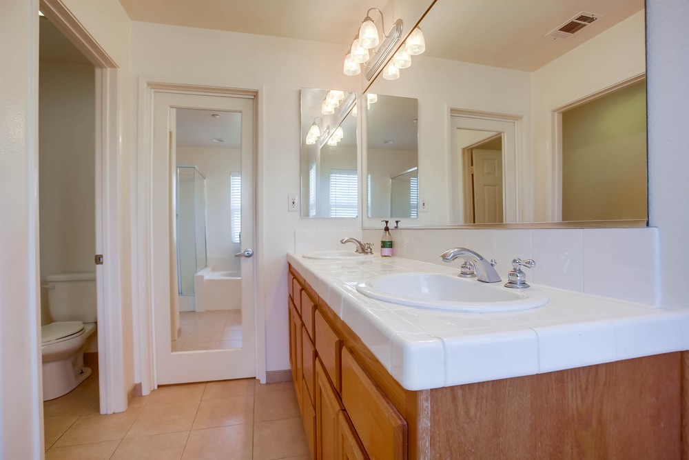 Virtual tour photo 25 of 50 for Fieldthorn St