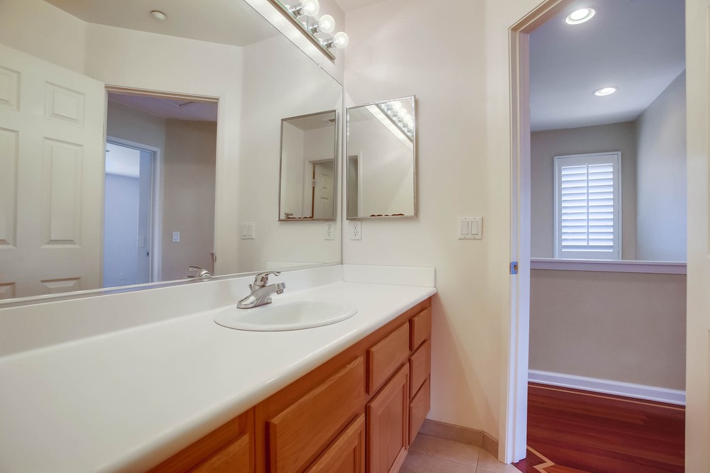 Virtual tour photo 40 of 50 for Fieldthorn St