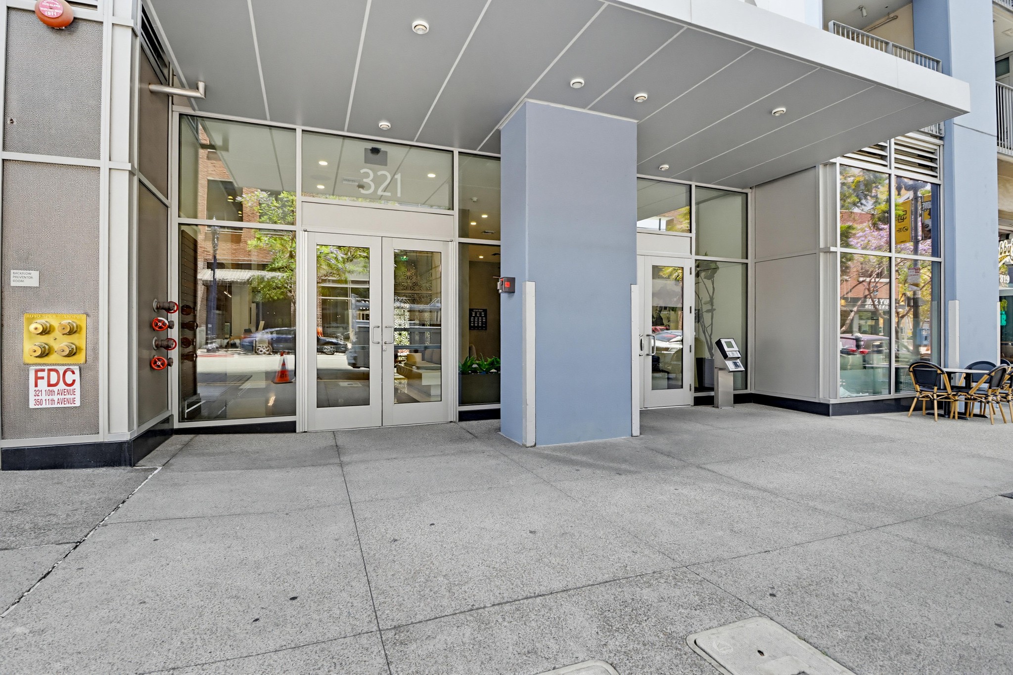 Virtual tour photo 6 of 85 for ICON