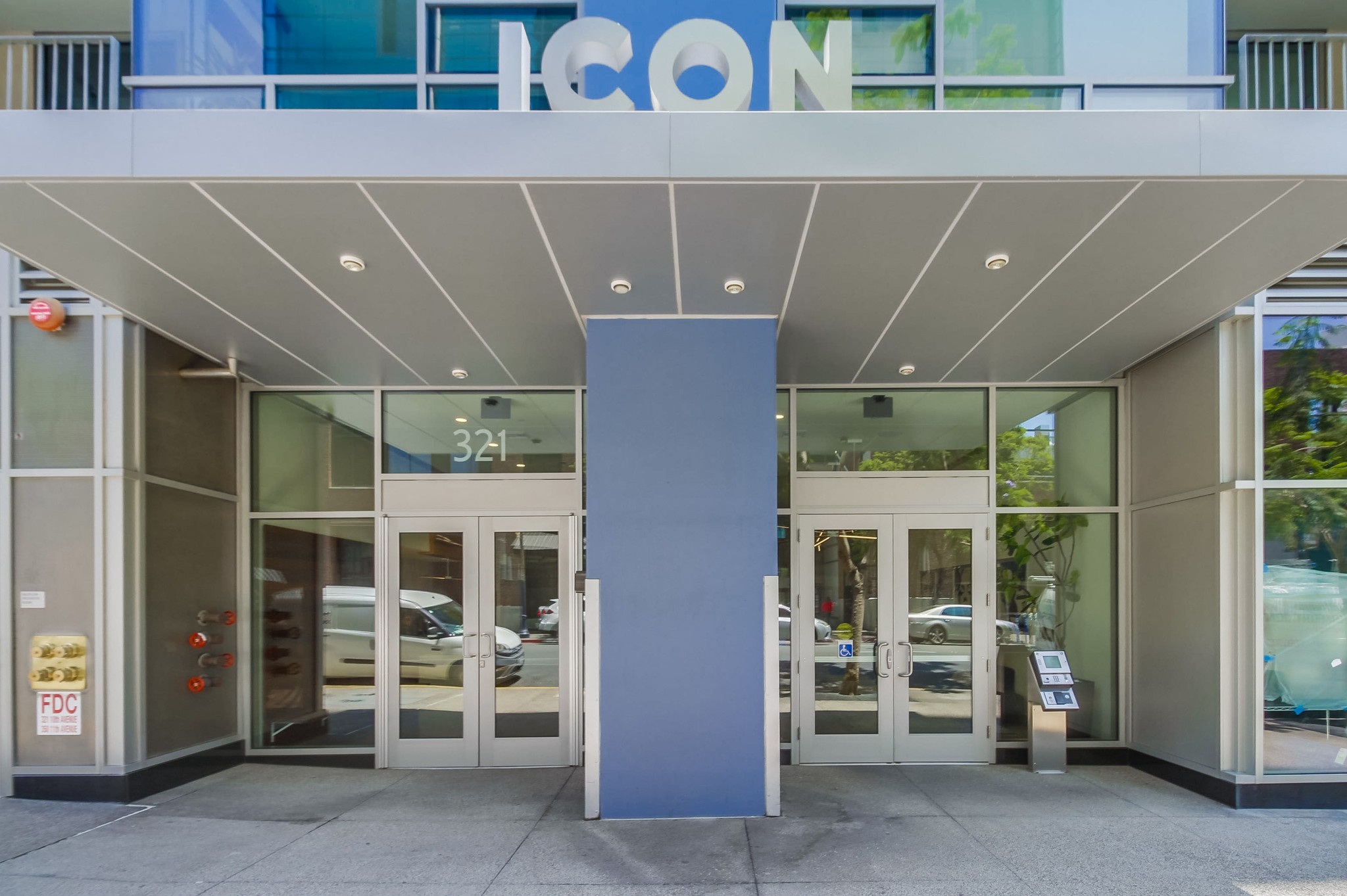 Virtual tour photo 58 of 85 for ICON