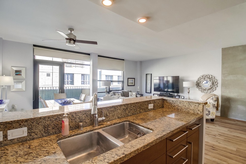 Virtual tour photo 21 of 60 for Icon
