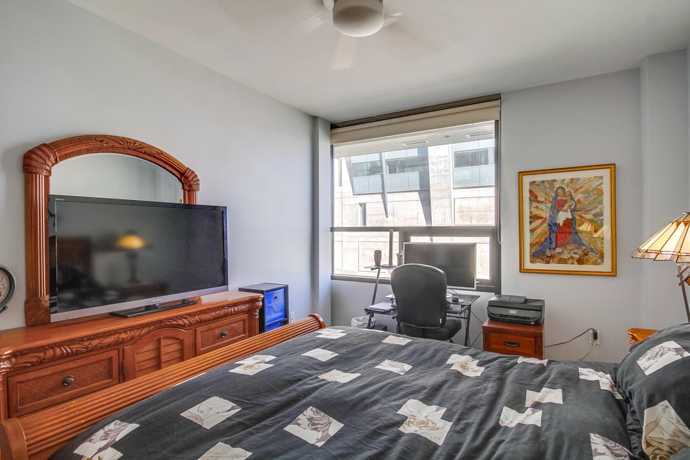 Virtual tour photo 31 of 60 for Icon
