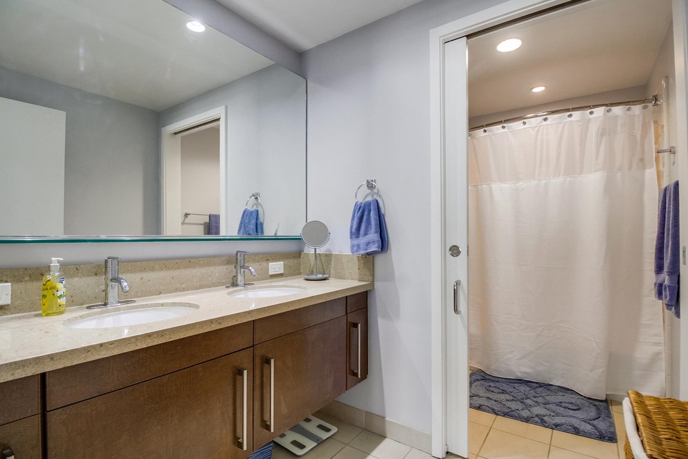 Virtual tour photo 36 of 60 for Icon