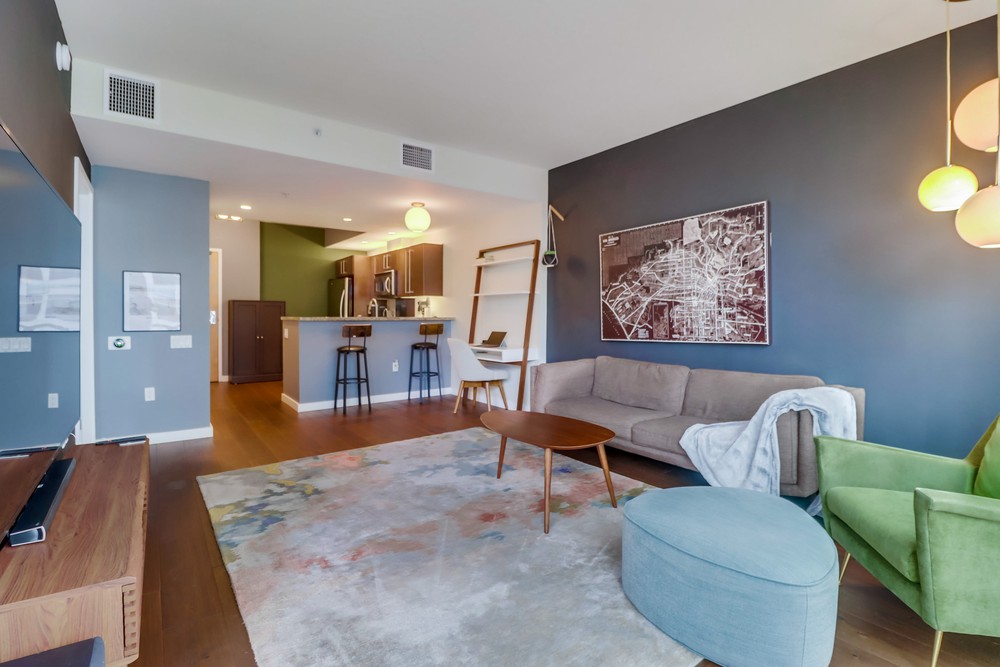 Virtual tour photo 8 of 34 for Icon