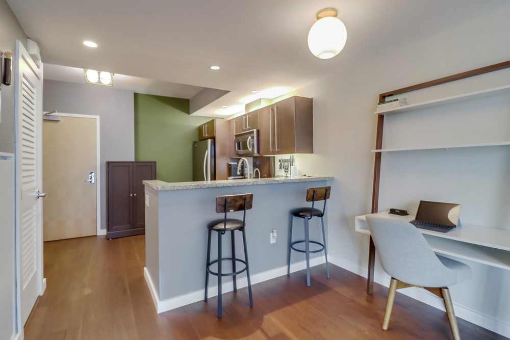 Virtual tour photo 11 of 34 for Icon