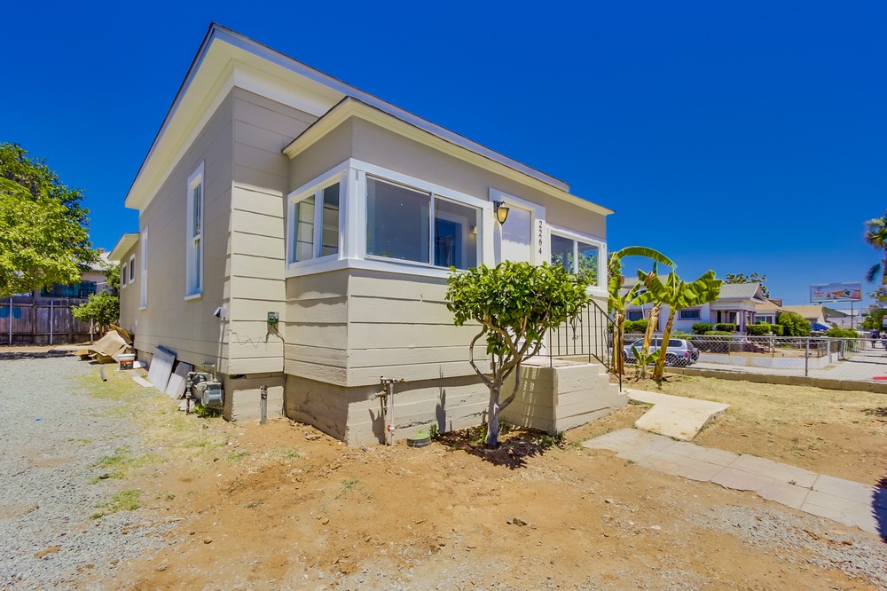 Virtual tour photo 9 of 36 for 2264 Imperial Avenue