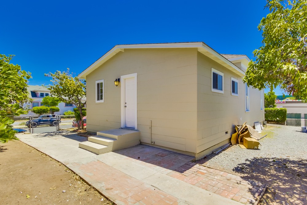 Virtual tour photo 30 of 36 for 2264 Imperial Avenue