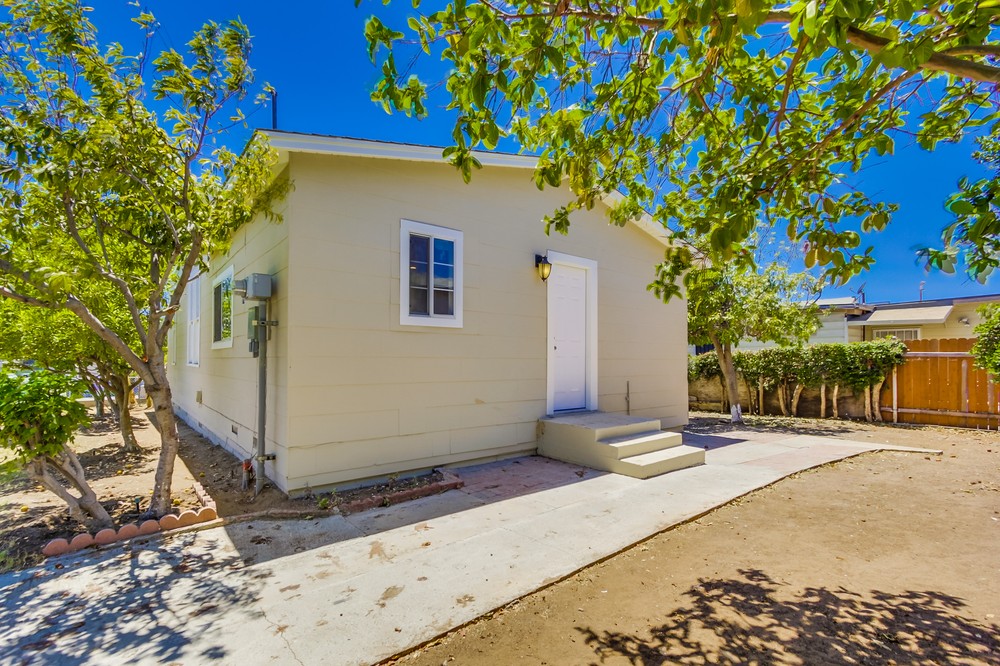 Virtual tour photo 33 of 36 for 2264 Imperial Avenue