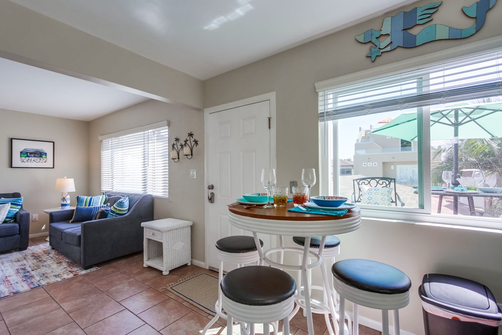 Virtual tour photo 16 of 33 for Jamaica Ct