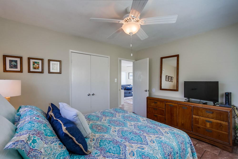 Virtual tour photo 21 of 33 for Jamaica Ct