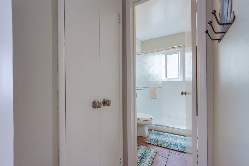 Virtual tour photo 27 of 33 for Jamaica Ct