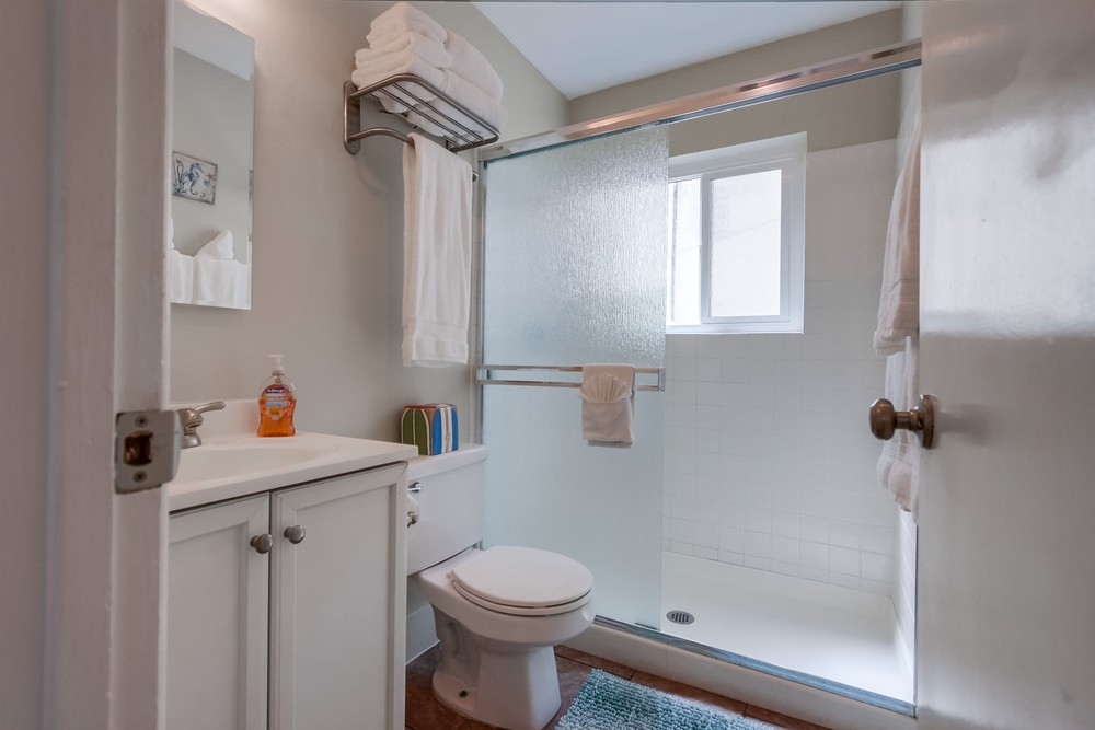Virtual tour photo 28 of 33 for Jamaica Ct