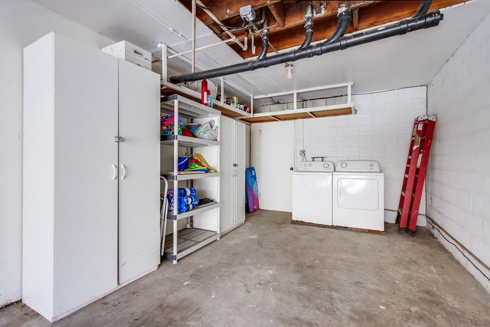 Virtual tour photo 32 of 33 for Jamaica Ct
