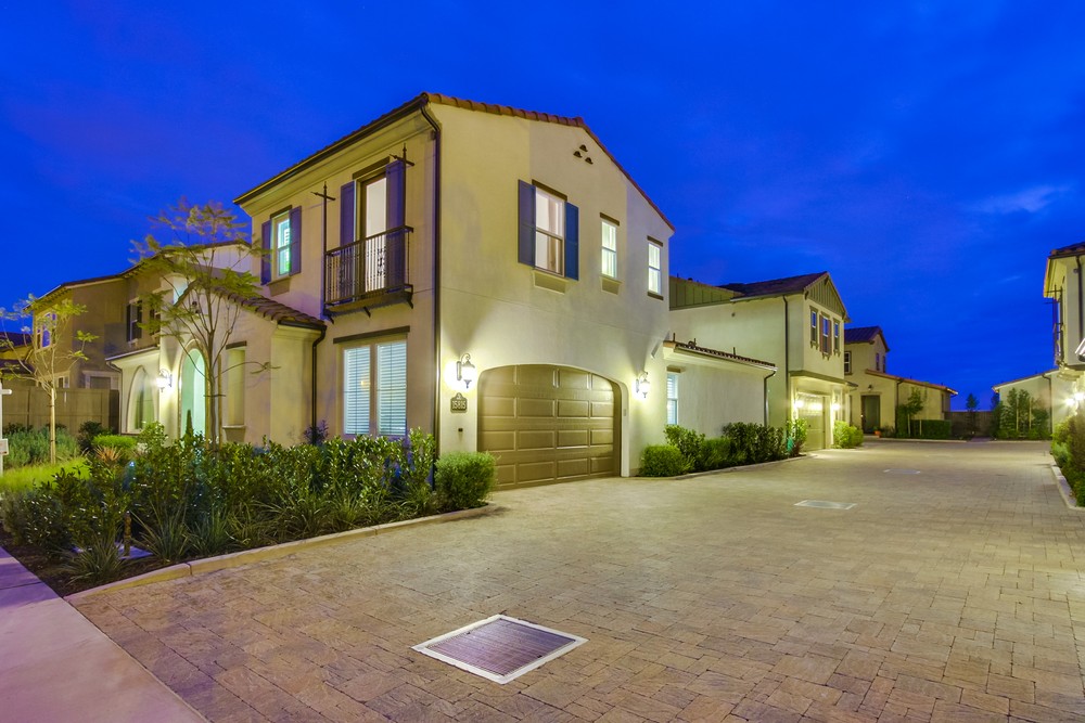 Virtual tour photo 10 of 57 for Lesar Pl