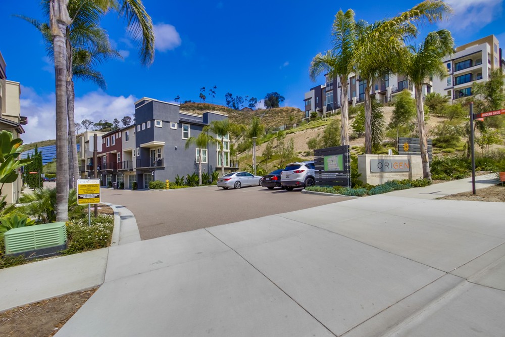Virtual tour photo 4 of 59 for Modern Oasis Dr