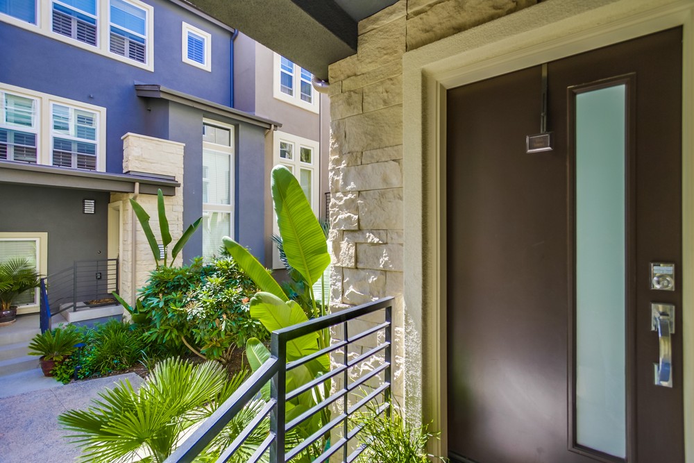 Virtual tour photo 7 of 59 for Modern Oasis Dr