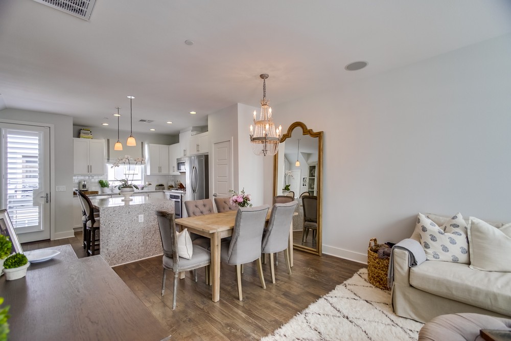 Virtual tour photo 17 of 59 for Modern Oasis Dr