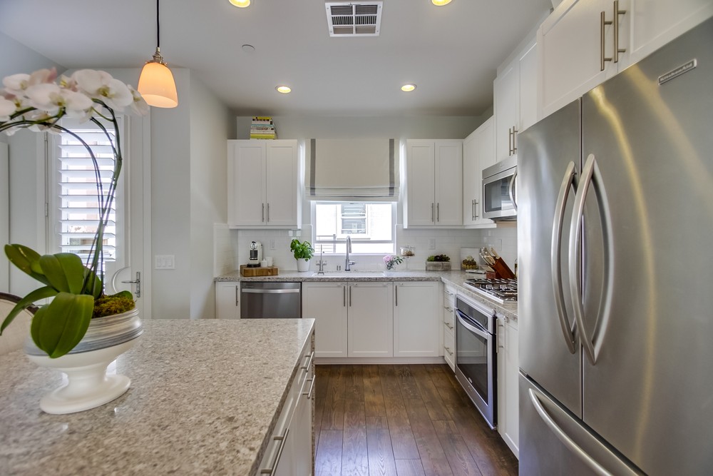 Virtual tour photo 21 of 59 for Modern Oasis Dr