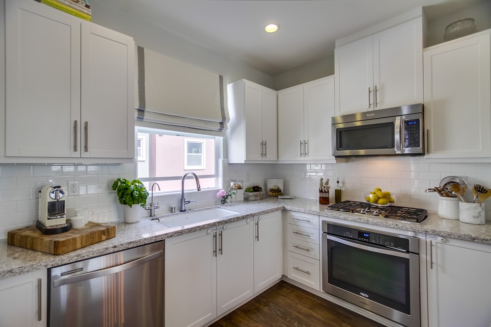 Virtual tour photo 23 of 59 for Modern Oasis Dr