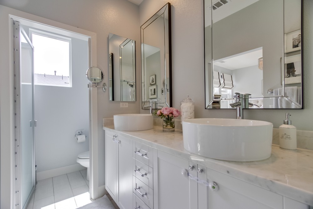 Virtual tour photo 36 of 59 for Modern Oasis Dr