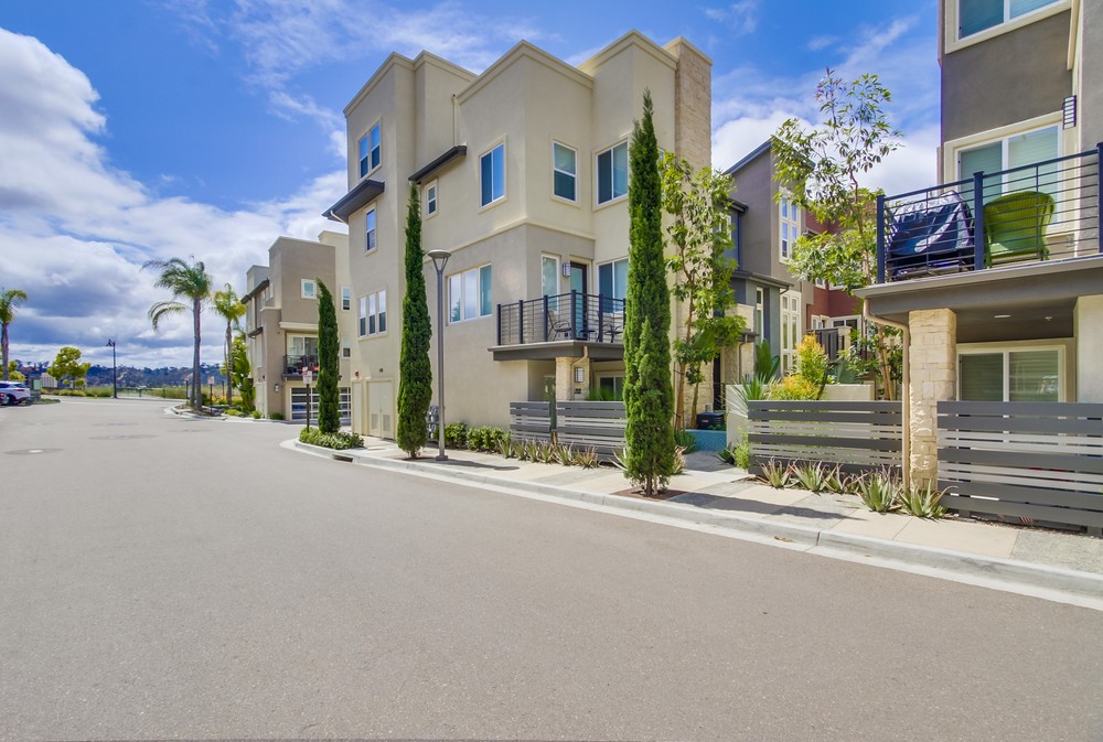 Virtual tour photo 59 of 59 for Modern Oasis Dr