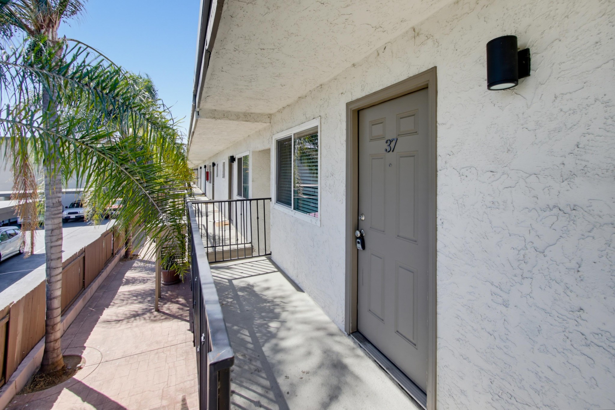 Virtual tour photo 1 of 22 for N Juniper St