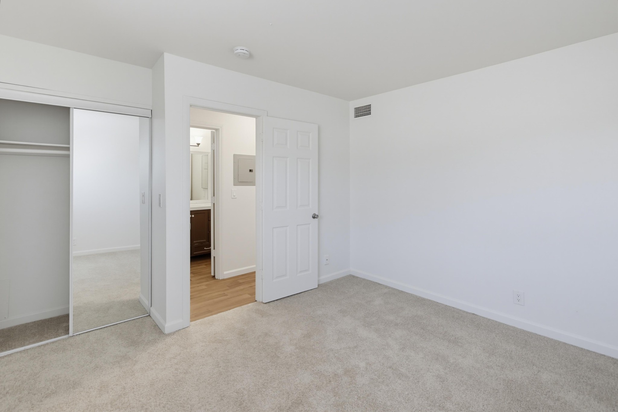 Virtual tour photo 16 of 22 for N Juniper St