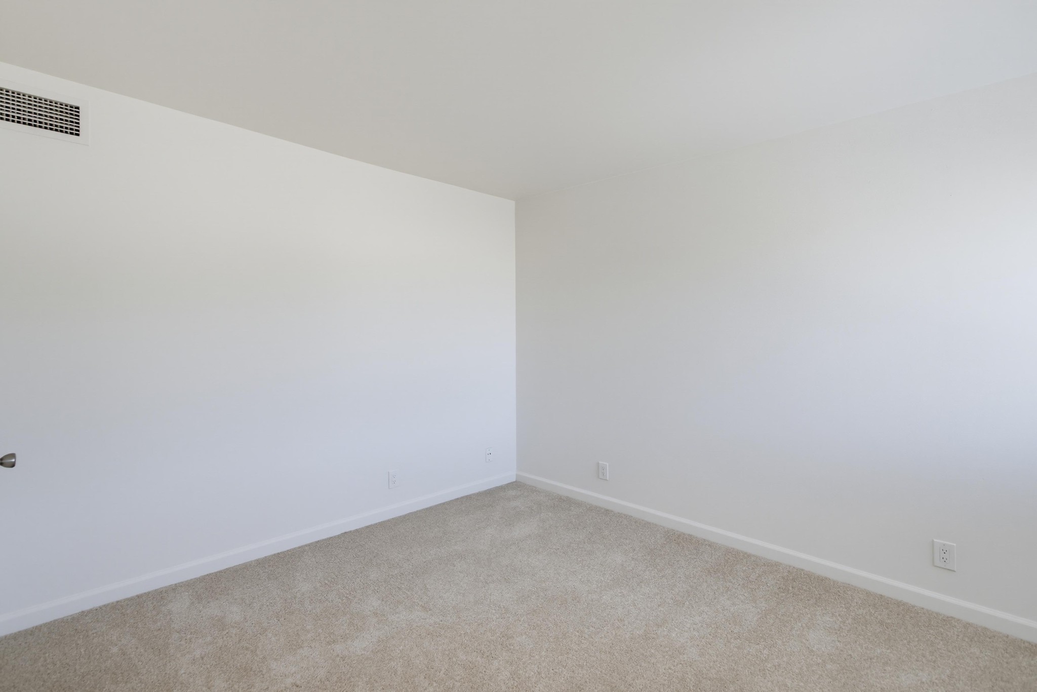 Virtual tour photo 17 of 22 for N Juniper St