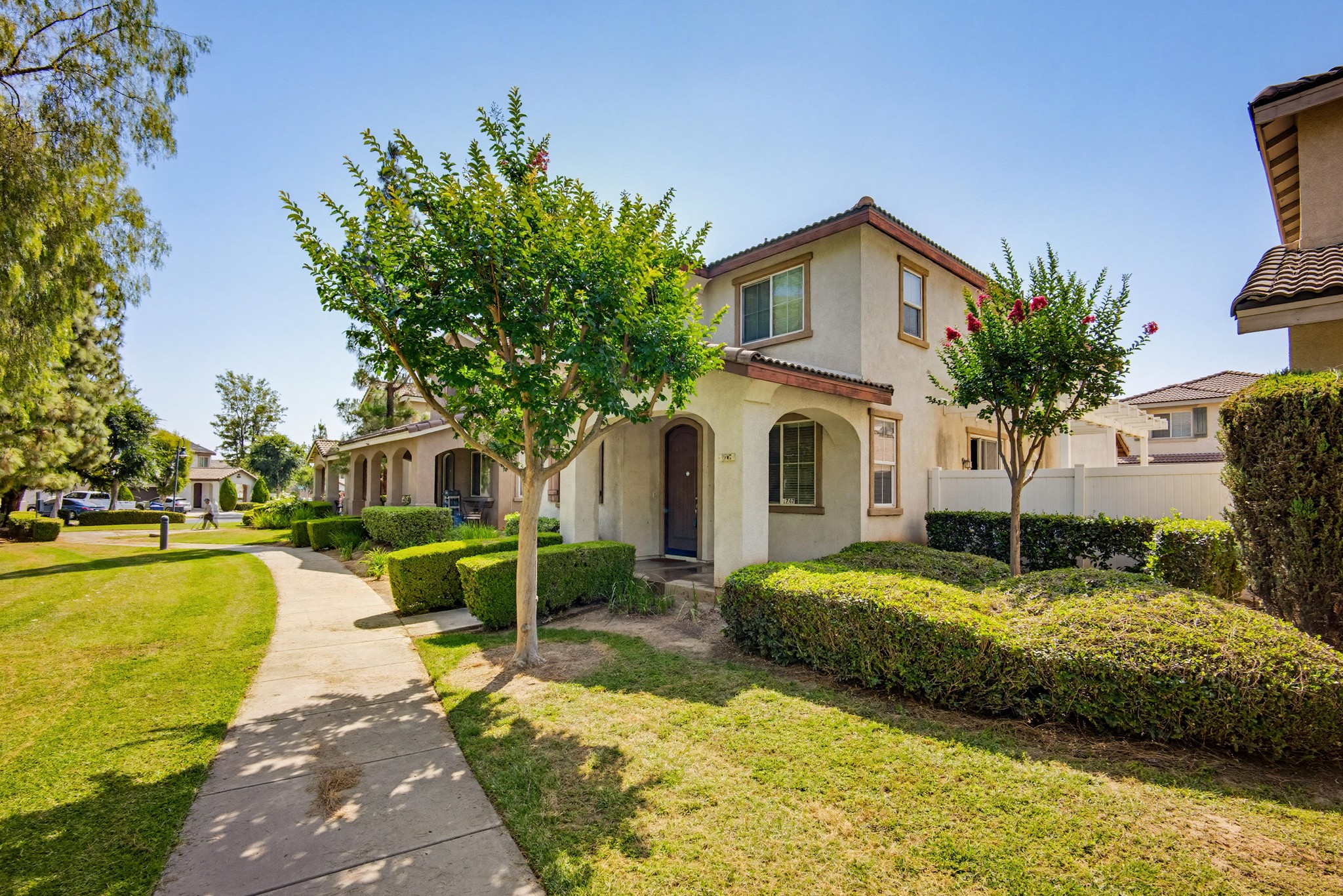 Virtual tour photo 3 of 35 for Palermo Dr