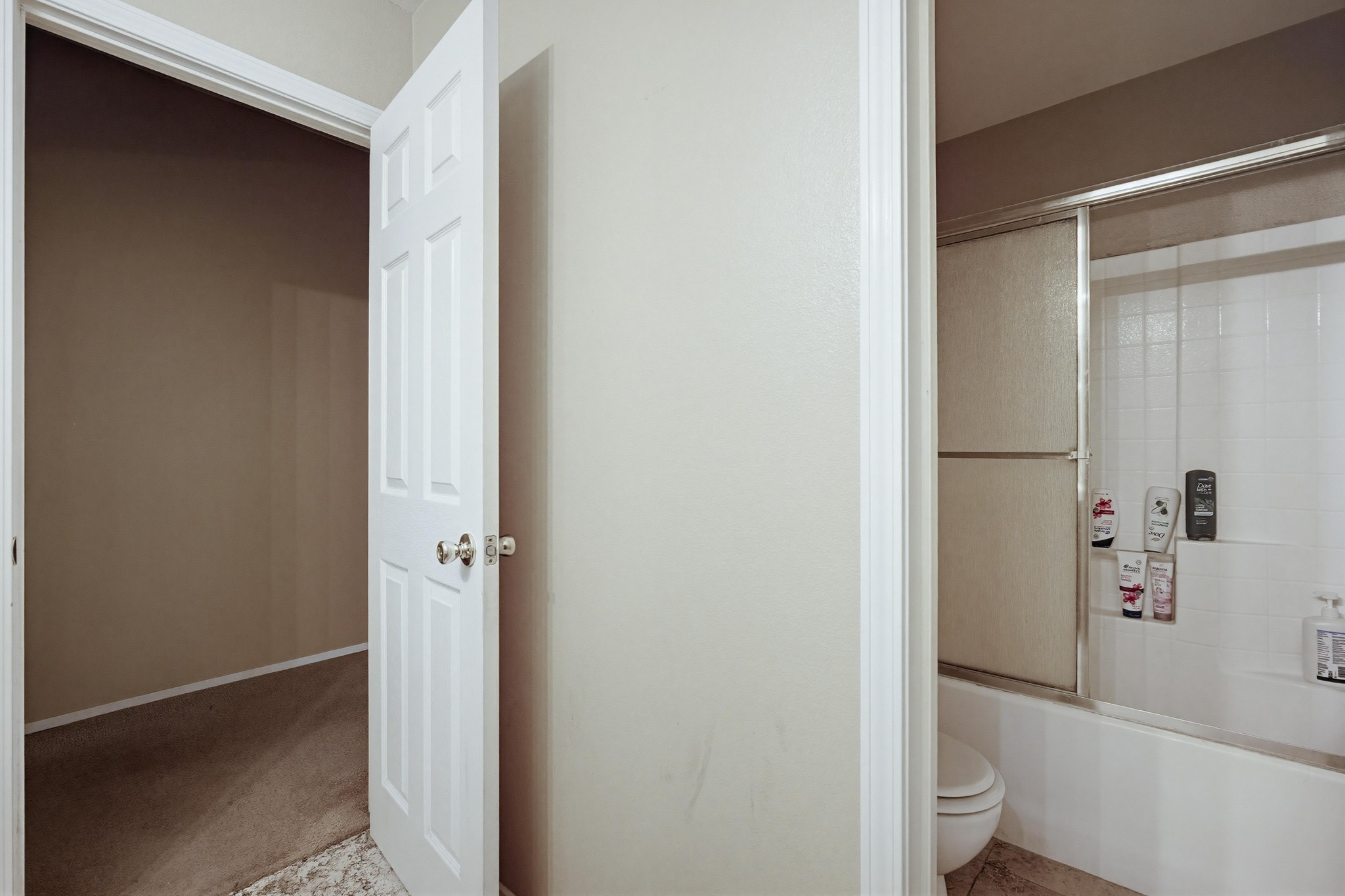 Virtual tour photo 21 of 35 for Palermo Dr