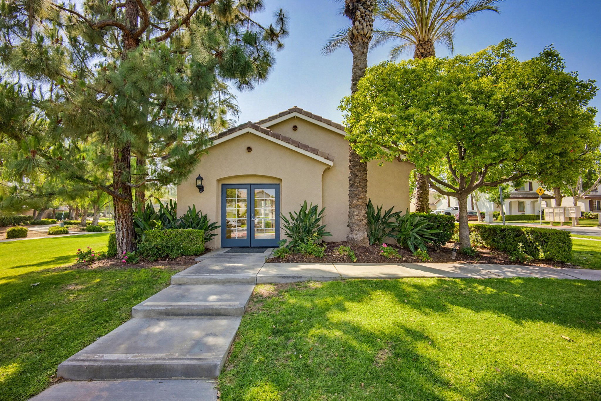 Virtual tour photo 35 of 35 for Palermo Dr