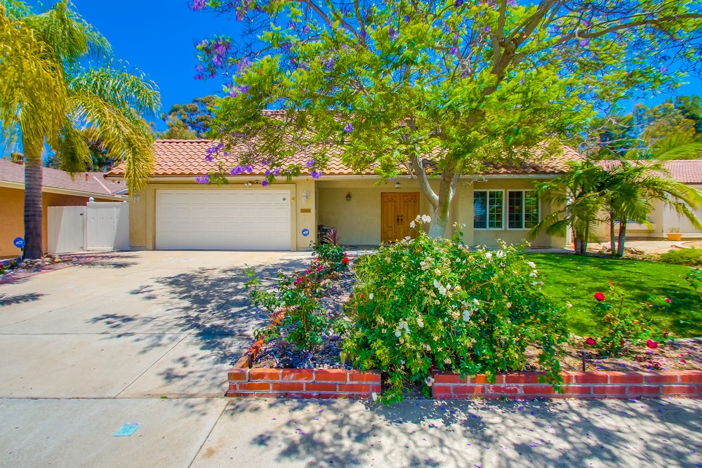 Virtual tour photo 1 of 65 for Promesa Dr