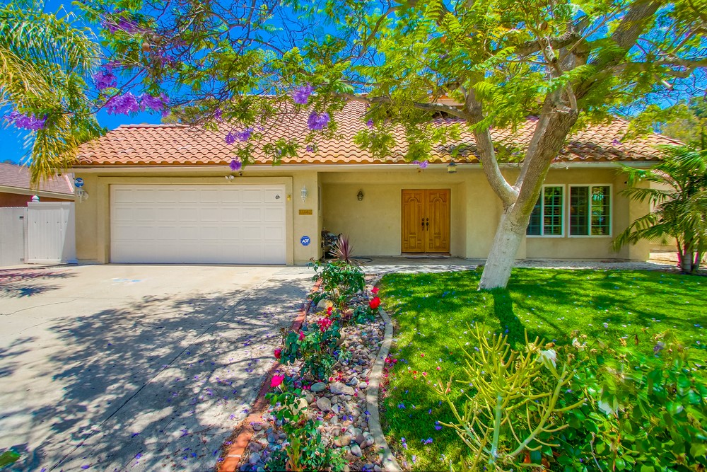 Virtual tour photo 5 of 65 for Promesa Dr