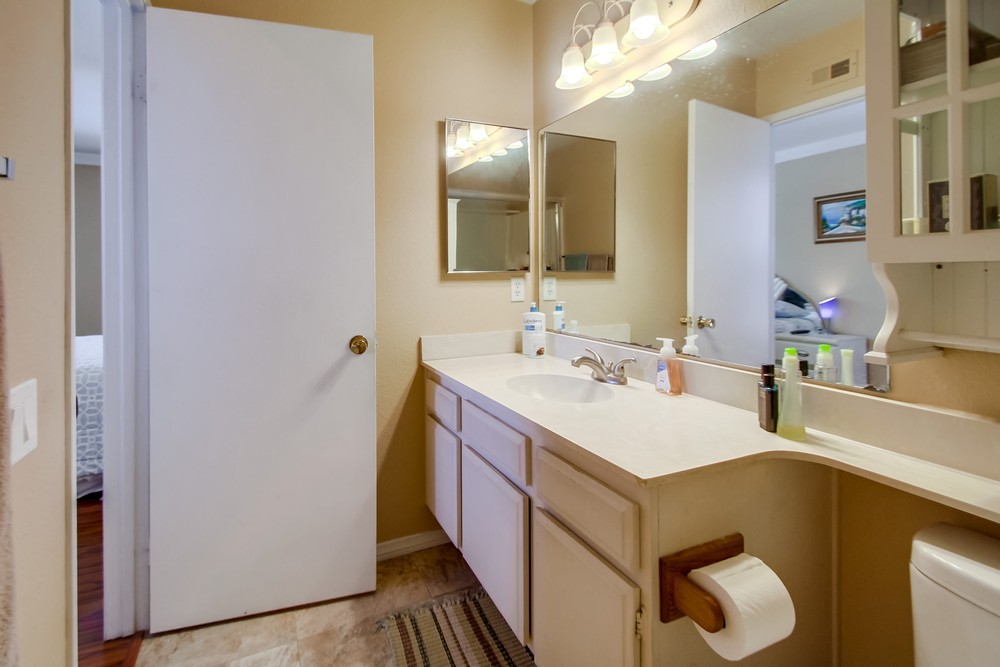 Virtual tour photo 37 of 65 for Promesa Dr