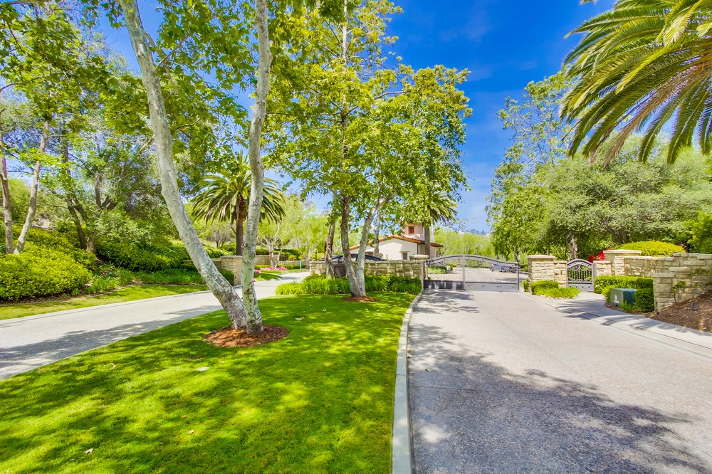 Virtual tour photo 9 of 18 for Rancho Pacifica Entrance