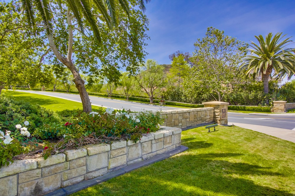 Virtual tour photo 10 of 18 for Rancho Pacifica Entrance